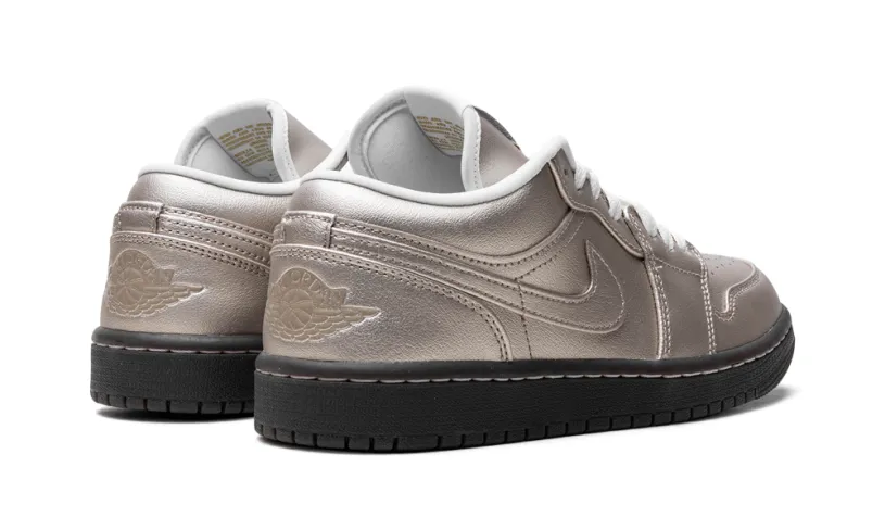 Air Jordan 1 Air Jordan 1 Low SE WMNS 'Metallic Zinc'